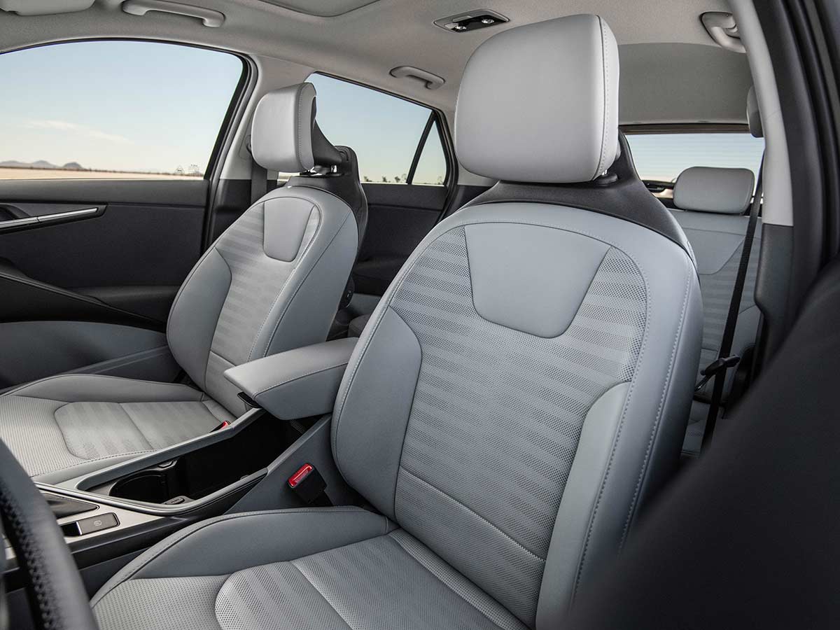 2027 Kia Niro Hybrid First Look: Kia's Smartest Compact Crossover Yet Raises the Bar Again 14 2027 Kia Niro Hybrid Front Seats