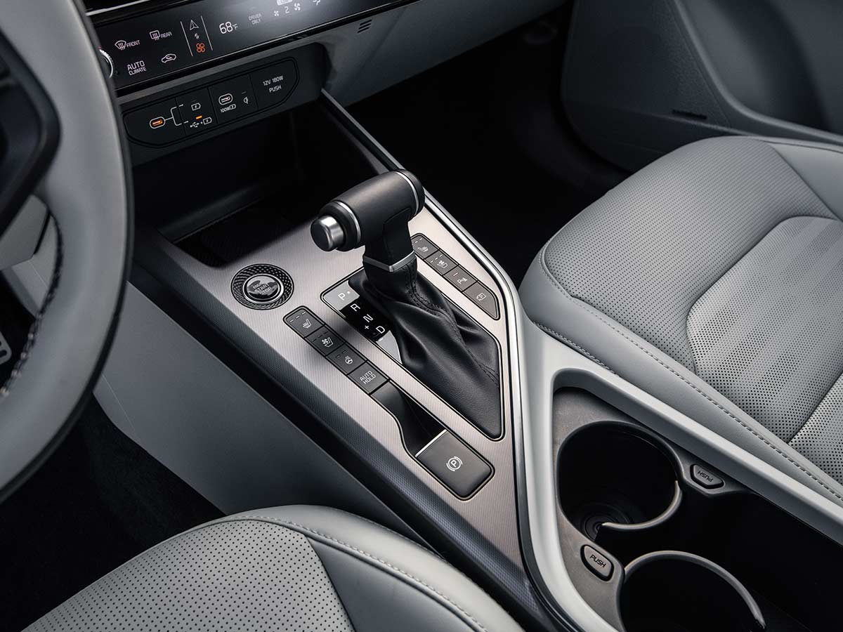 2027 Kia Niro Hybrid First Look: Kia's Smartest Compact Crossover Yet Raises the Bar Again 16 2027 Kia Niro Hybrid Gear Selector