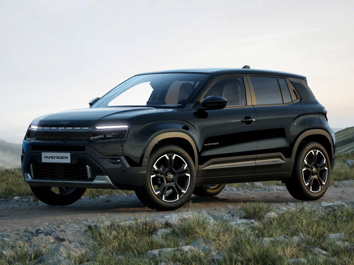 2026 Jeep Avenger Electric Colours: Every Colour and Two-Tone Option Explained 25 2026 Jeep Avenger Electric Volcano Front