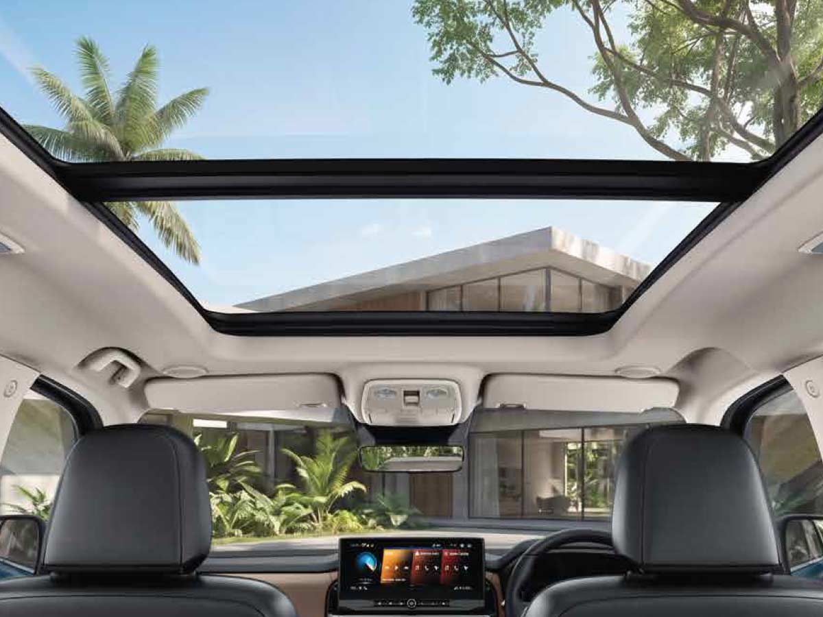 Mahindra Scorpio N 2026: Price, Variants, Features, Engine Options, ADAS & Everything You Need to Know 2 2026 Mahindra Scorpio N Panoramic Sunroof
