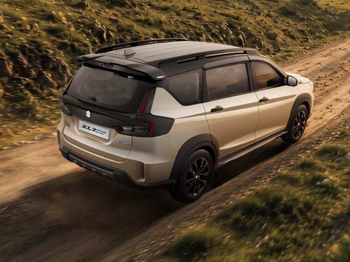 2026 Suzuki XL7 Debuts Globally in Indonesia: Sharper Design, New Hybrid Features and Enhanced Safety for the Seven-Seat SUV 5 2026 Suzuki XL7 Rear Look