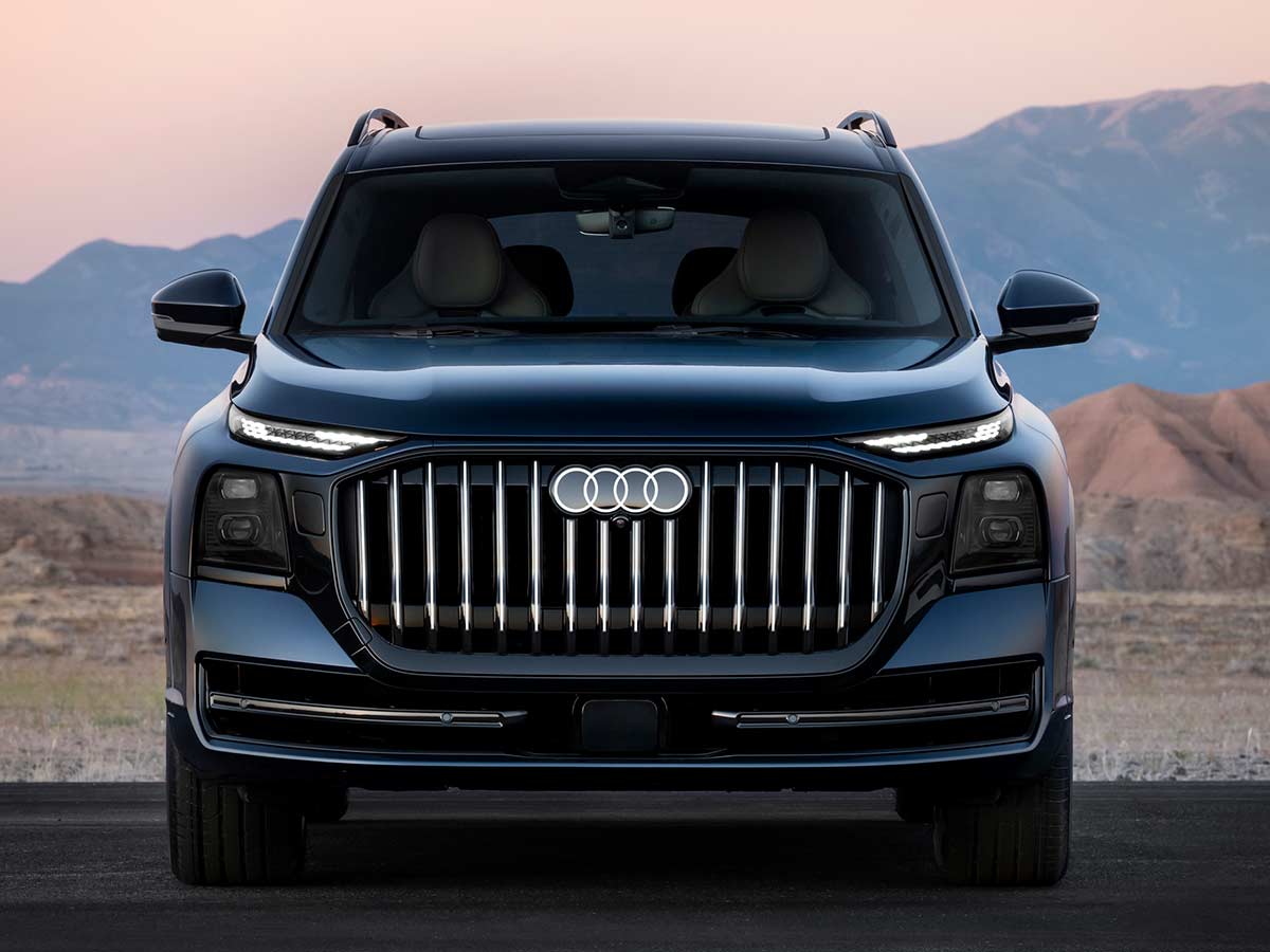 2027 Audi Q9 Unveiled: New Three-Row Flagship SUV Debuts With Up To 591hp, Luxury-Focused Cabin And Advanced Lighting Tech 5 2027 Audi Q9 Front