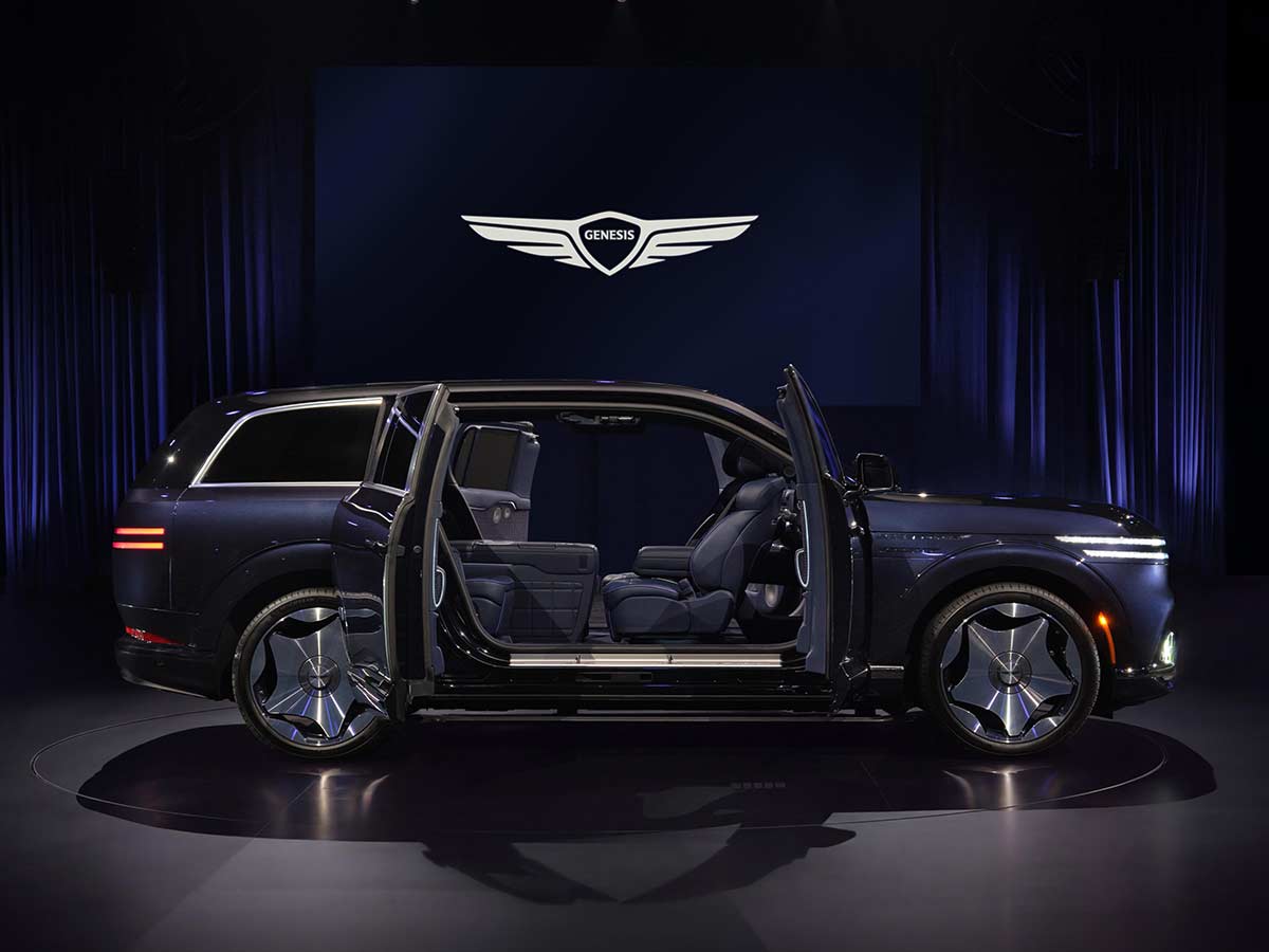 Genesis GV90 Revealed: New Flagship Electric SUV That Redefines Korean Luxury 9 2027 Genesis GV90 Neolun First Edition Doors Open