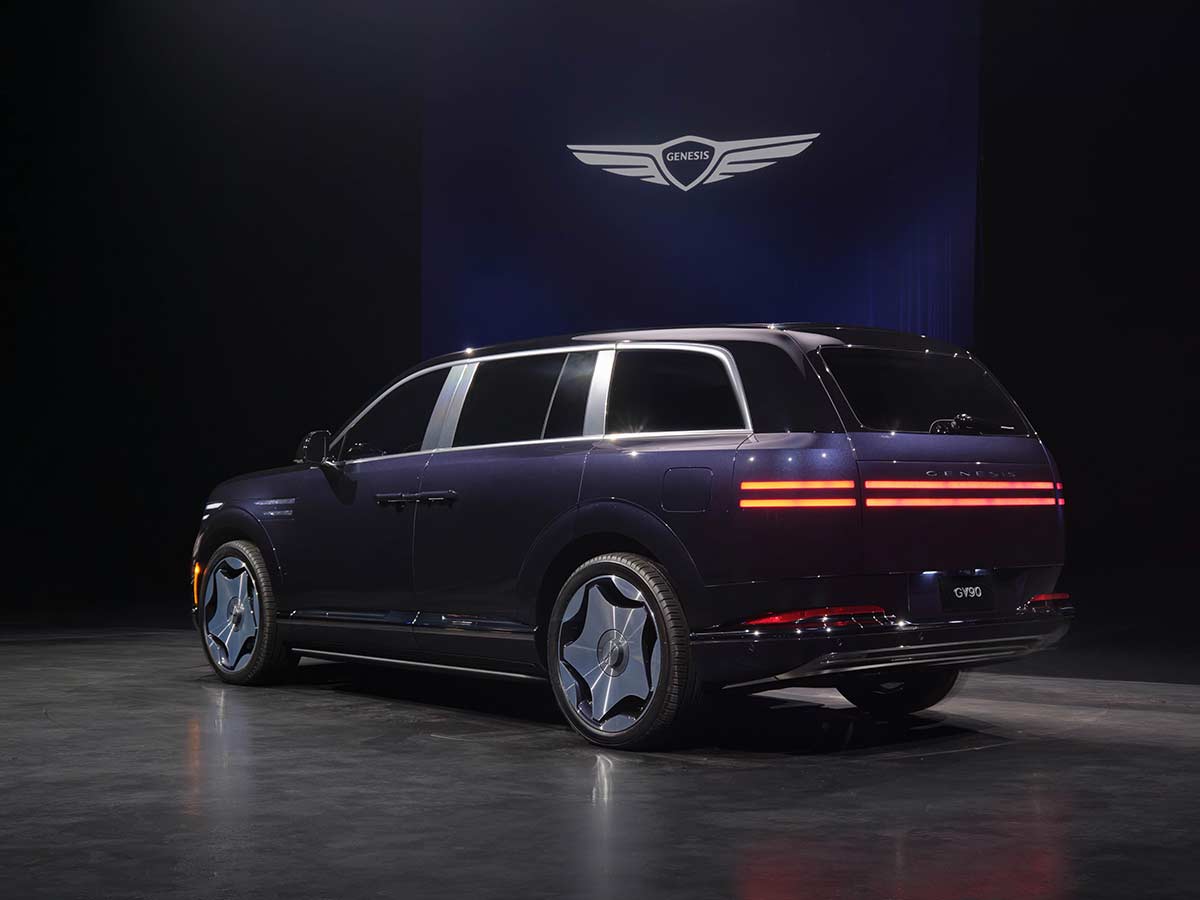 Genesis GV90 Revealed: New Flagship Electric SUV That Redefines Korean Luxury 11 2027 Genesis GV90 Neolun First Edition Rear Left Quarter