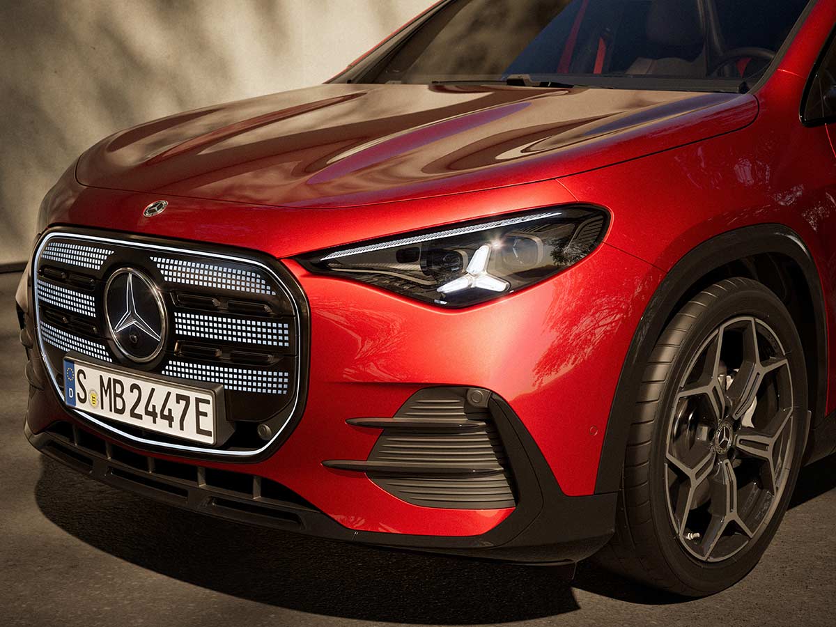 2027 Mercedes-Benz GLA Revealed: Everything You Need to Know About the New Electric and Hybrid Premium SUV 17 2027 Mercedes Benz GLA Electric Front Design