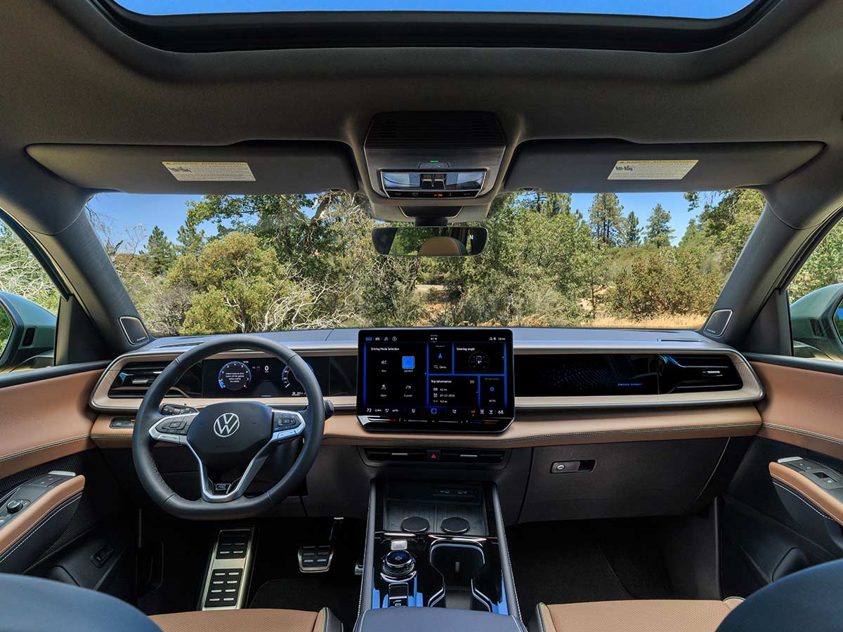 2027 Volkswagen Atlas Cross Sport: A Sharper, Smarter Take on the Midsize SUV 2 2027 Volkswagen Atlas Cross Sport interior