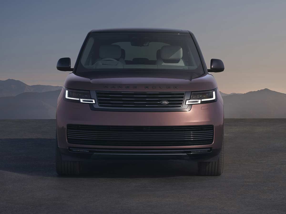 Range Rover Electric: The Original Luxury SUV Enters Its Electric Era 7 2026 Range Rover Electric Front