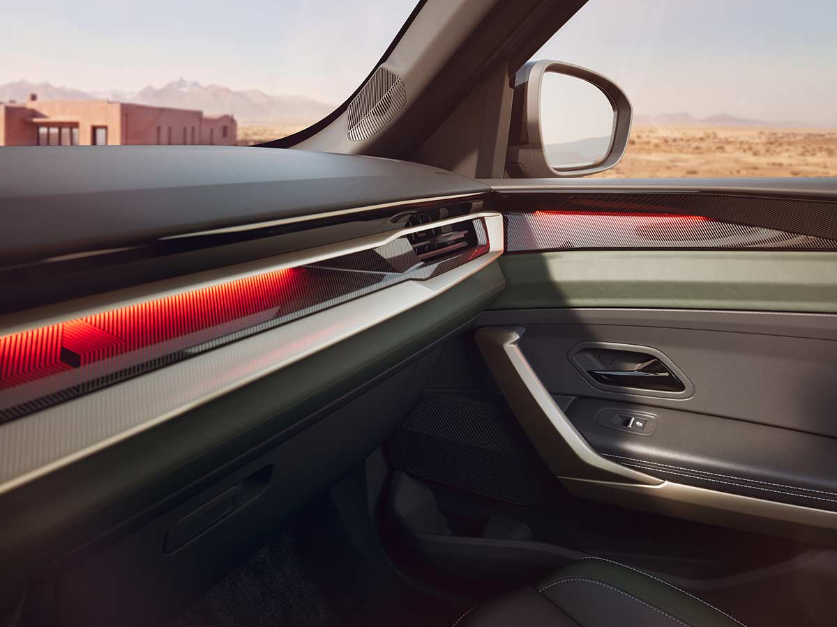 Renault Niagara: How Renault’s New Latin American Pick-Up Blends SUV Comfort With Workhorse Capability 24 2026 Renault Niagara Dashboard Ambient Light