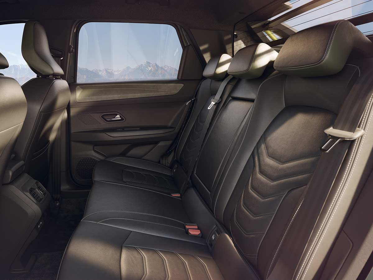 Renault Niagara: How Renault’s New Latin American Pick-Up Blends SUV Comfort With Workhorse Capability 16 2026 Renault Niagara Rear Seating Space
