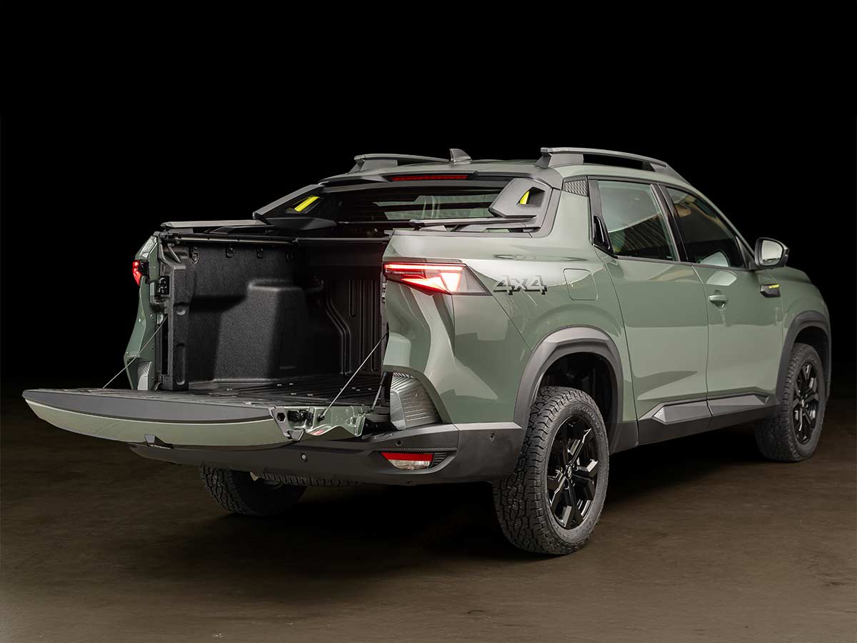 Renault Niagara: How Renault’s New Latin American Pick-Up Blends SUV Comfort With Workhorse Capability 6 2026 Renault Niagara Tail Gate Open