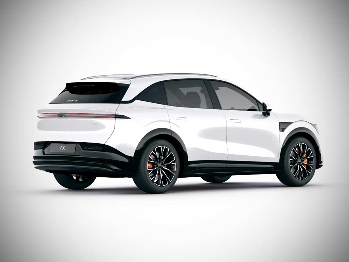 2026 Zeekr 7X Colors: Complete Guide to All Exterior Paint Options 6 2026 Zeekr 7X Crystal White Rear