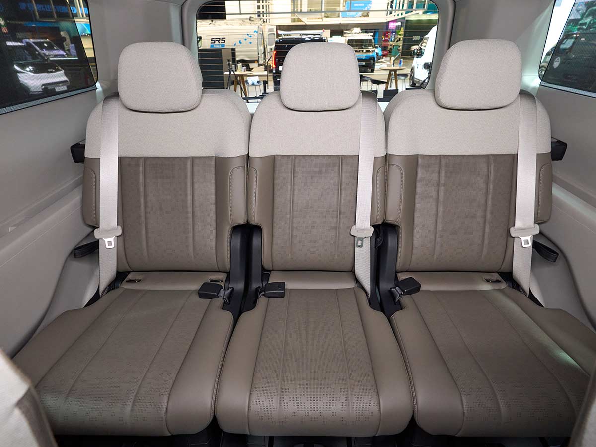 Kia PV7 Unveiled: Specs, Range, 800V Charging, and Payload Capabilities of Kia’s Heavy-Duty Electric PBV 26 2027 Kia PV7 Passenger Rear Tird Row Seats