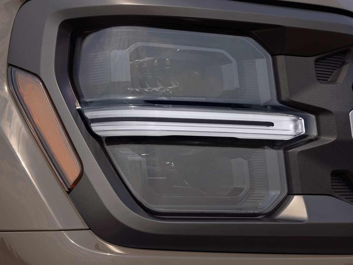 2027 Ford F-150 and F-150 Carhartt: Specs, Features, Towing and Pricing 14 New 2027 Ford F 150 Carhartt Headlamp