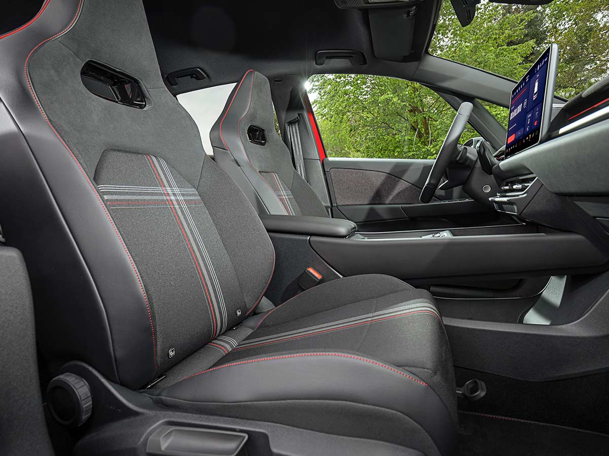 Volkswagen ID.3 GTI: 326 PS, Rear-Wheel Drive and a New Electric GTI Formula 11 Volkswagen ID 3 GTI Seats 2026