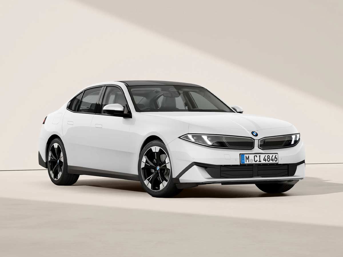 2027 BMW 3 Series 320 Saloon Alpine White Front