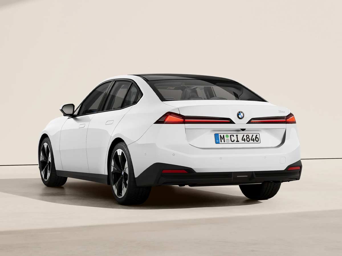 2027 BMW 3 Series 320 Saloon Alpine White Rear