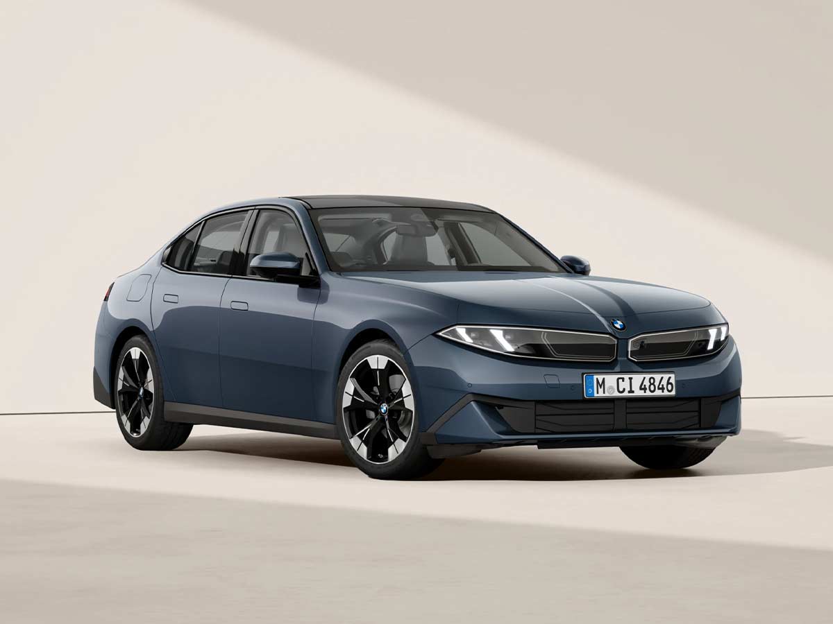 2027 BMW 3 Series 320 Saloon Ocean Wave Blue Front