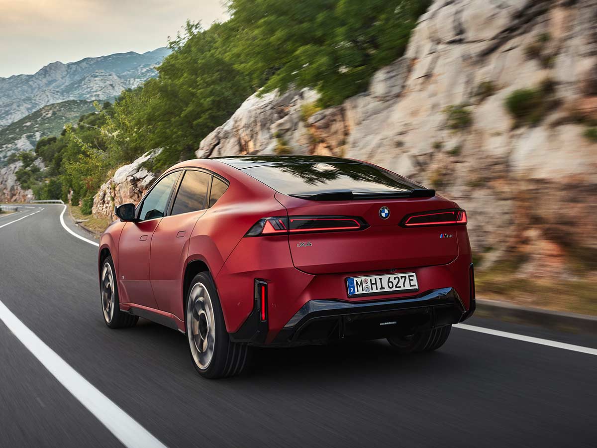 2027 BMW iX4 M60 Xdrive Speed