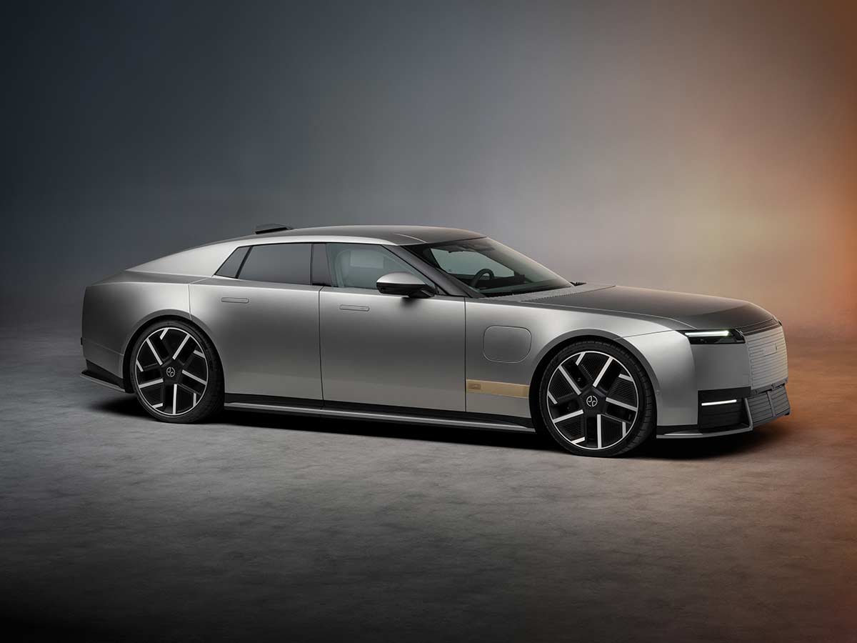 2027 Jaguar Type 01 Front Quarter