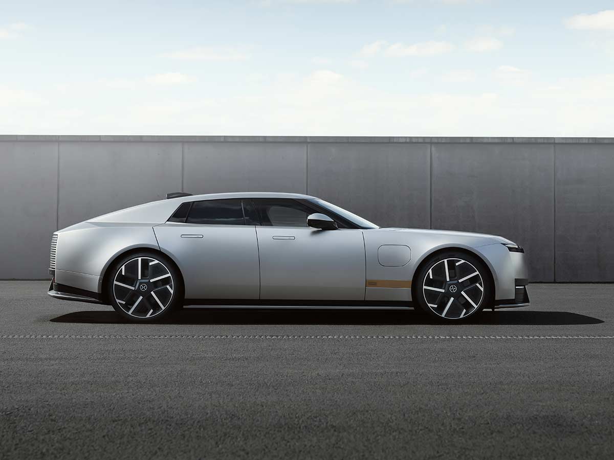 2027 Jaguar Type 01 Silver Side