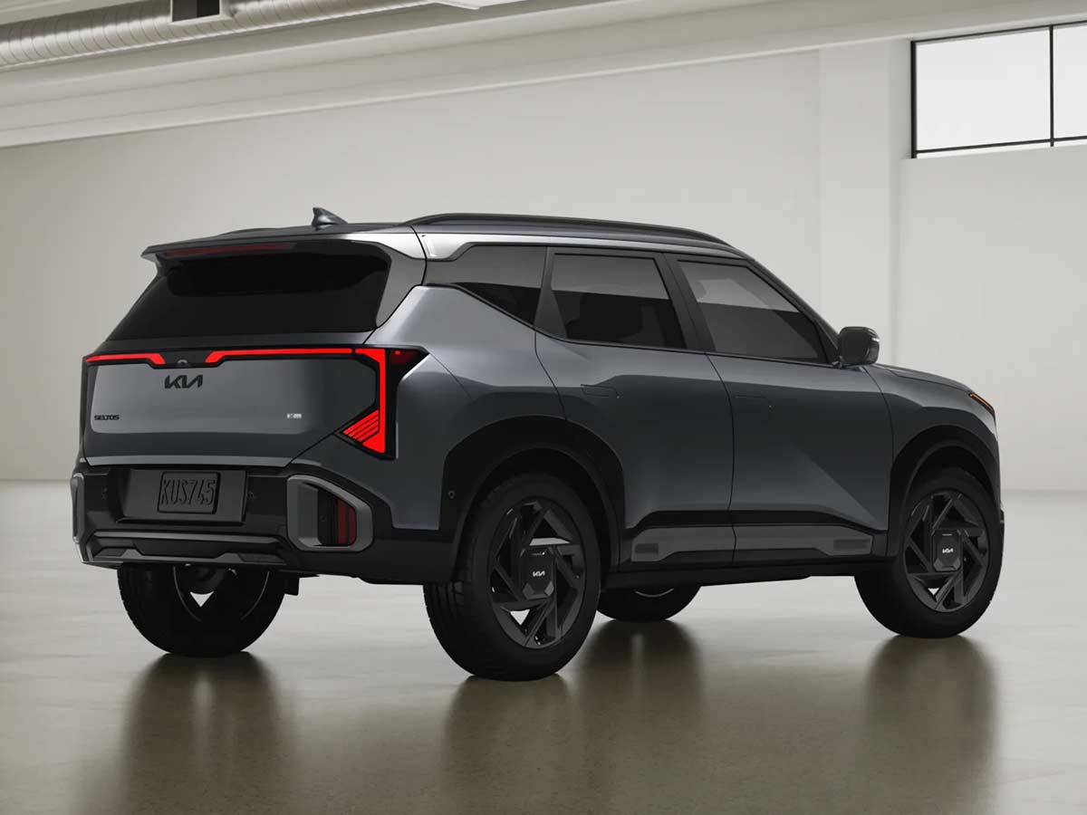 2027 Kia Seltos X Line S Pale Gray Rear