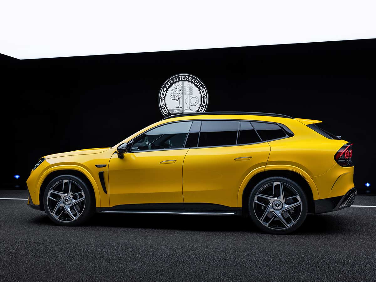 2027 Mercedes AMG GT 63 SUV Side View