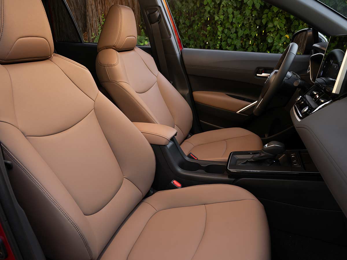 2027 Toyota Corolla Cross XLE AWD Front Seats