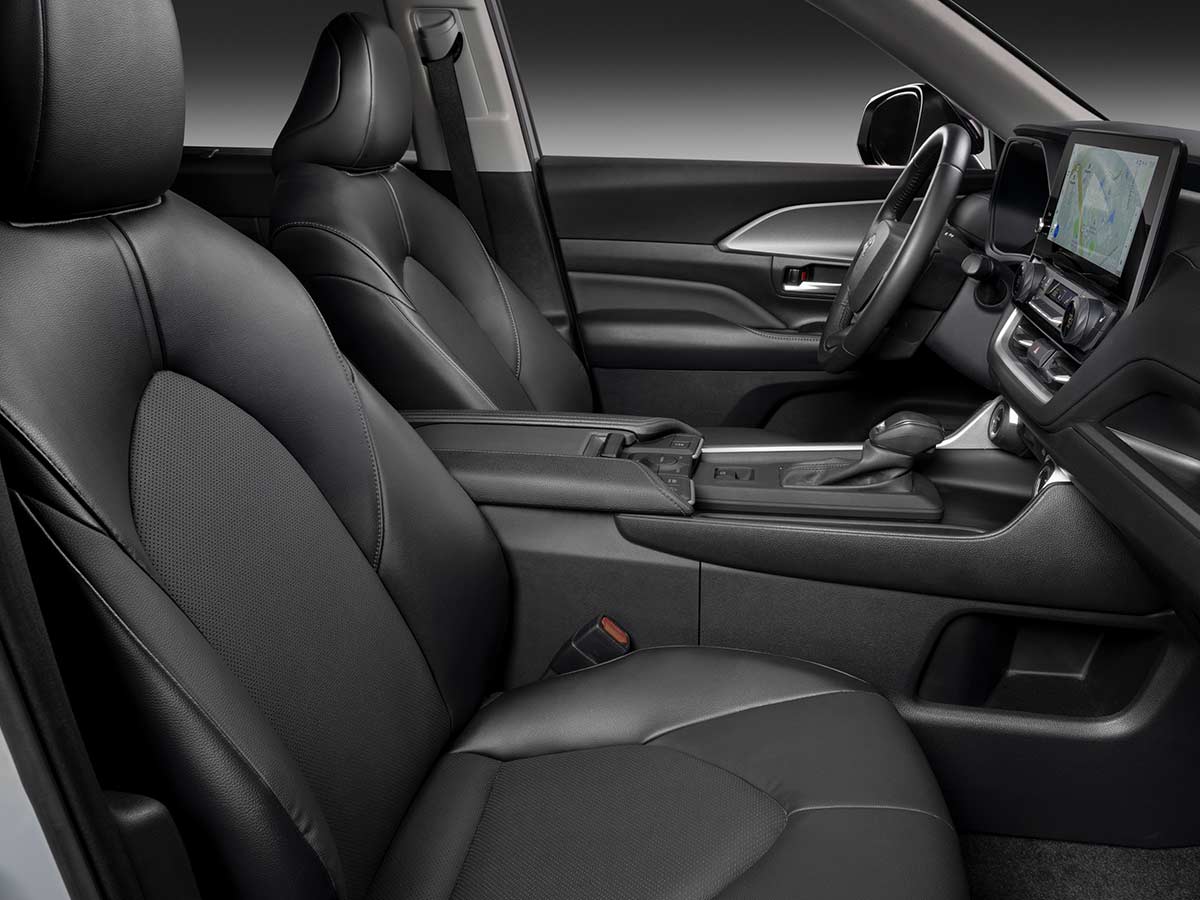 2027 Toyota Grand Highlander Woodland Edition Front Seats