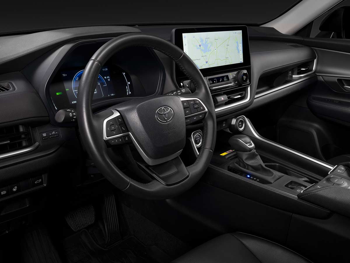 2027 Toyota Grand Highlander Woodland Edition Steering Wheel
