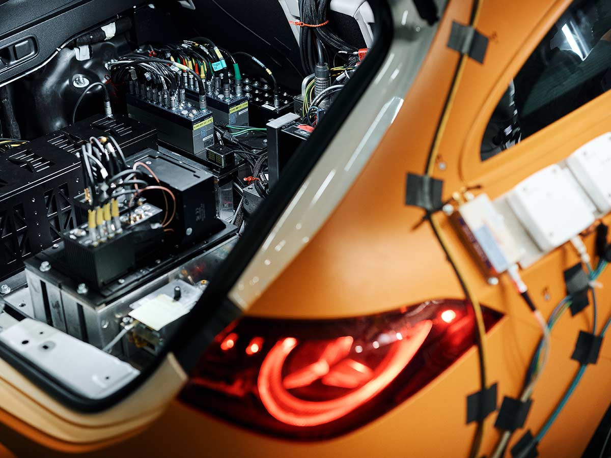 Mercedes-Benz CLA: Inside the Crash Test That Put Occupant and Battery Safety to the Ultimate Test 4 Mercedes Benz CLA Crash Test Sensors 2026