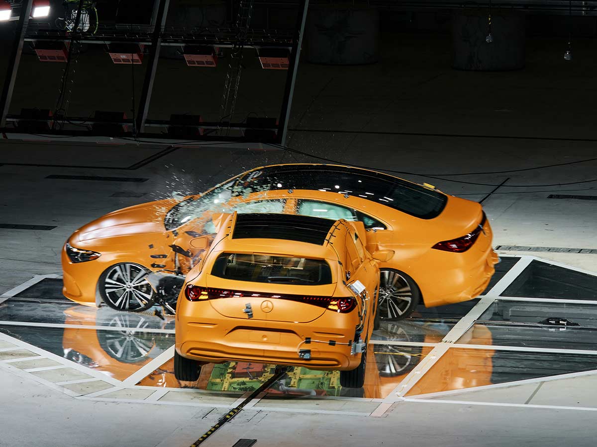 Mercedes-Benz CLA: Inside the Crash Test That Put Occupant and Battery Safety to the Ultimate Test Mercedes Benz CLA Crash Test Side Impact 2026