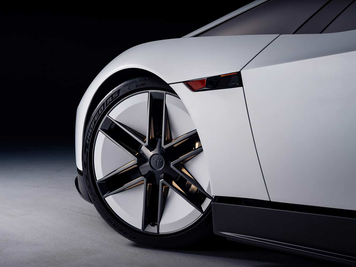 The Tesla Roadster Has Arrived: Elon Musk’s Sci-Fi Stunt Car is the Last Dance for Human Drivers 19 Tesla Roadster Alloy Wheels 2026